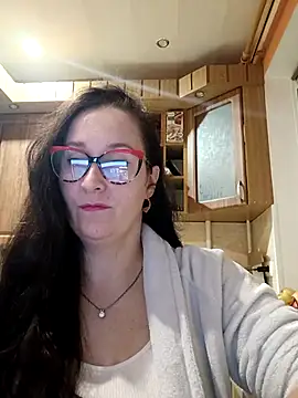 Amandda  online show from 10/25/25, 03:51