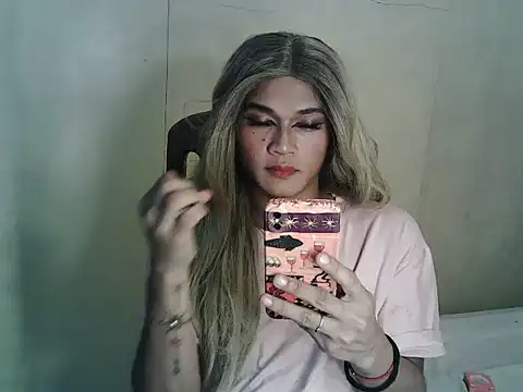 Taylor smith 0 online show from 03/26/26, 01:06