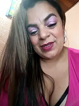 Mia-Glow online show from 01/08/26, 12:46