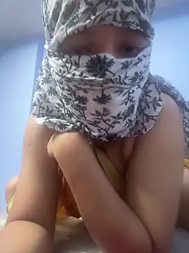 crazy111girl online show from 06/22/26, 06:49