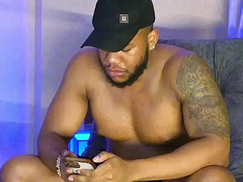 Snapshot of BenjaminCol_ chatting on 09/26/25, 09:46 BenjaminCol  online show from 09/26/25, 09:46