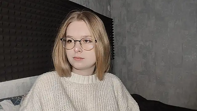 Snapshot of LiaVibes chatting on 02/24/26, 07:39 LiaVibes online show from 02/24/26, 07:39