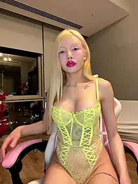 Snapshot of Sindyyy228 chatting on 01/08/26, 10:56 Sindyyy228 online show from 01/08/26, 10:56