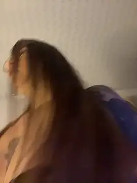 Snapshot of alysa_g_ chatting on 07/16/26, 12:05 alysa g online show from 07/16/26, 12:05