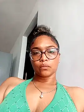 BiiancaEstradaa online show from 03/12/26, 02:01