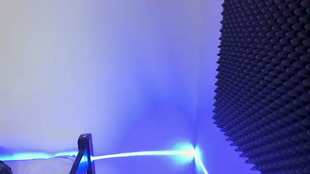 Im naho online show from 10/07/25, 03:36