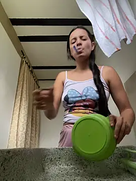 Mia jhoonson online show from 02/07/26, 11:47