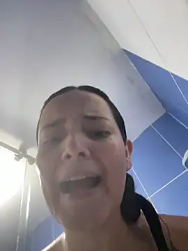 Mia jhoonson online show from 03/25/26, 09:21