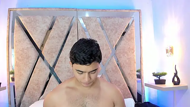 jayd muscle online show from 12/05/25, 04:54