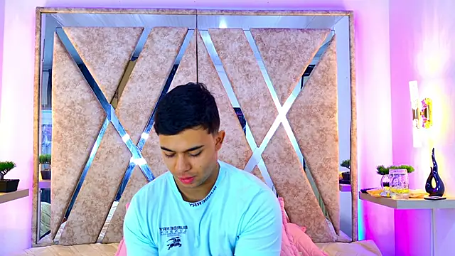 jayd muscle online show from 12/20/25, 04:52