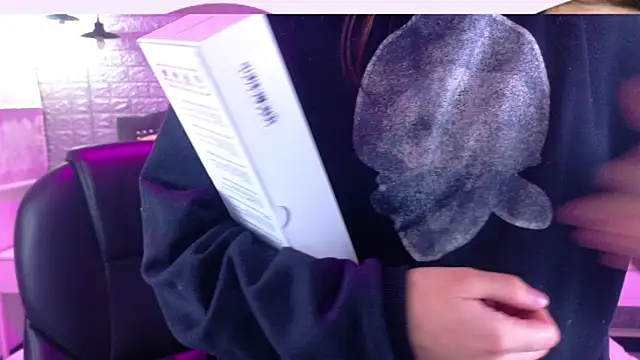 Natalie loffreda online show from 09/25/25, 02:48