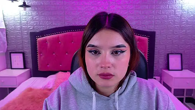 Natalie loffreda online show from 10/13/25, 07:47