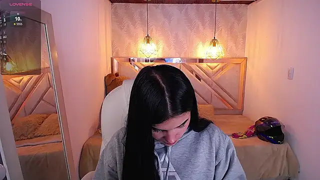 Natalie loffreda online show from 03/23/26, 07:51