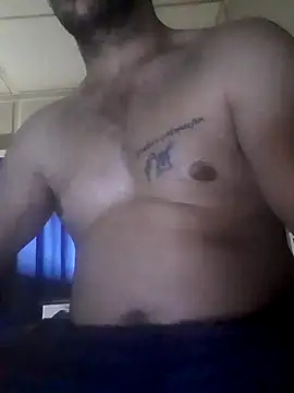 Snapshot of Lekewarmele chatting on 10/02/25, 08:05 Lekewarmele online show from 10/02/25, 08:05