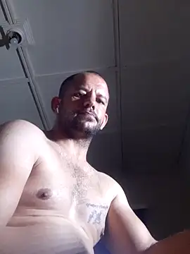 Snapshot of Lekewarmele chatting on 11/01/25, 08:22 Lekewarmele online show from 11/01/25, 08:22