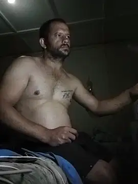 Snapshot of Lekewarmele chatting on 03/28/26, 11:26 Lekewarmele online show from 03/28/26, 11:26