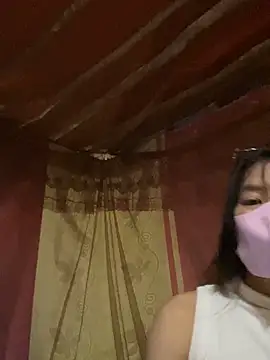 PhanHaa online show from 09/10/25, 01:49