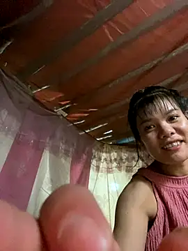 PhanHaa online show from 10/23/25, 11:53