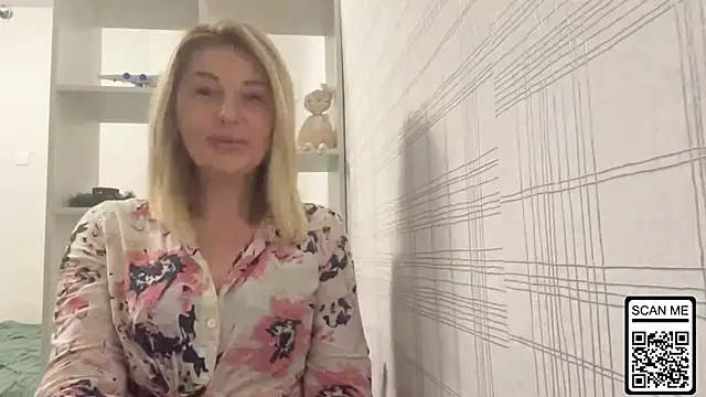 Blondie xoxoxo online show from 11/16/25, 07:52