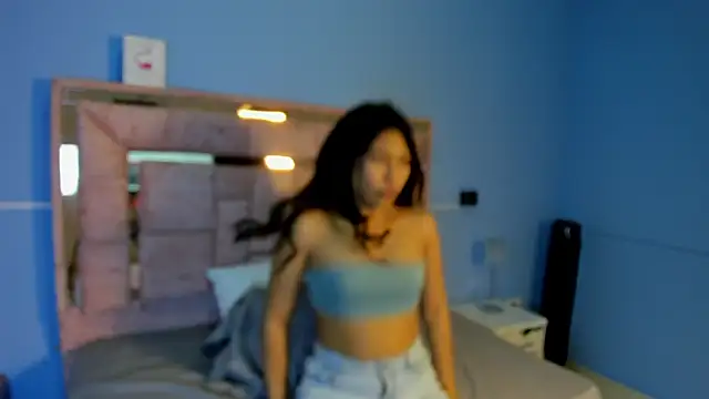 LICKY LOV online show from 09/12/25, 03:06