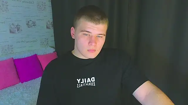 kittenmurr online show from 09/28/25, 09:09