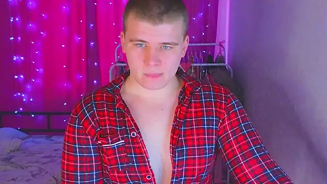 kittenmurr online show from 02/10/26, 06:06