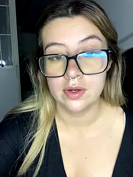 Blair Bunnyy online show from 11/14/25, 04:44