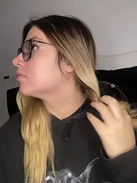 Blair Bunnyy online show from 01/10/26, 08:16