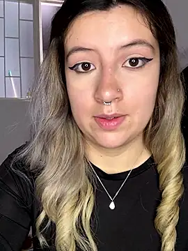 Blair Bunnyy online show from 01/15/26, 04:00