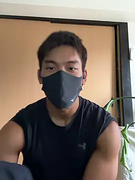 masucle216 online show from 10/10/25, 04:11