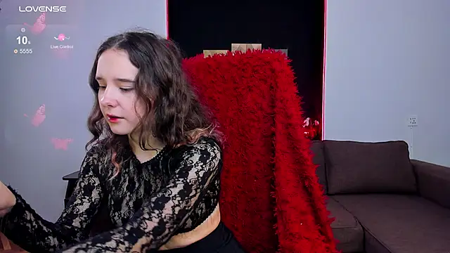 Snapshot of uco_mon chatting on 09/18/25, 02:41 uco mon online show from 09/18/25, 02:41