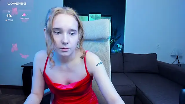 Snapshot of uco_mon chatting on 10/10/25, 03:22 uco mon online show from 10/10/25, 03:22