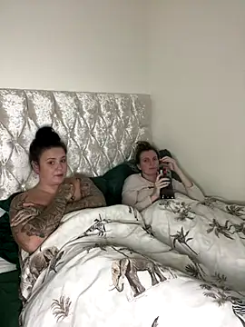 Charsworld online show from 12/18/25, 05:52