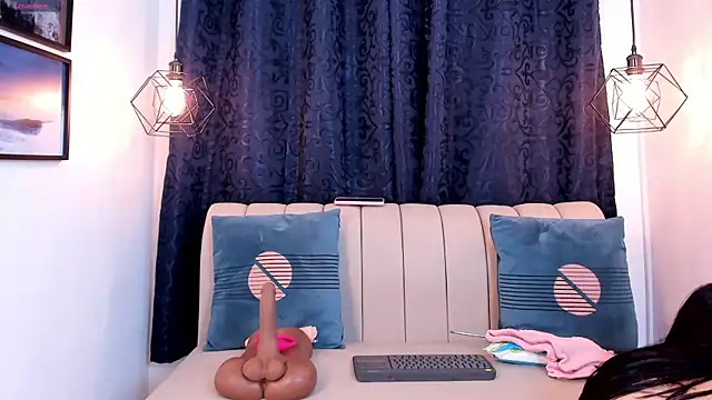 natasha moreno online show from 09/26/25, 12:42