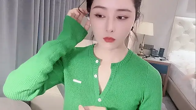 Ianxuan online show from 11/30/25, 07:56