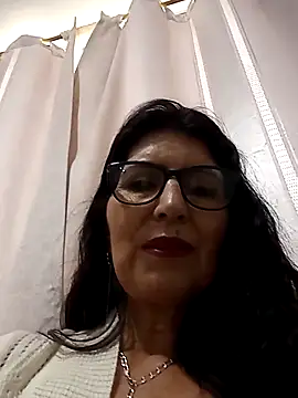 swity foster online show from 10/28/25, 01:03