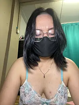 Snapshot of melyiaaa chatting on 02/07/26, 03:38 melyiaaa online show from 02/07/26, 03:38