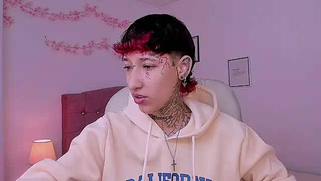 Luci Rose online show from 03/05/26, 12:56