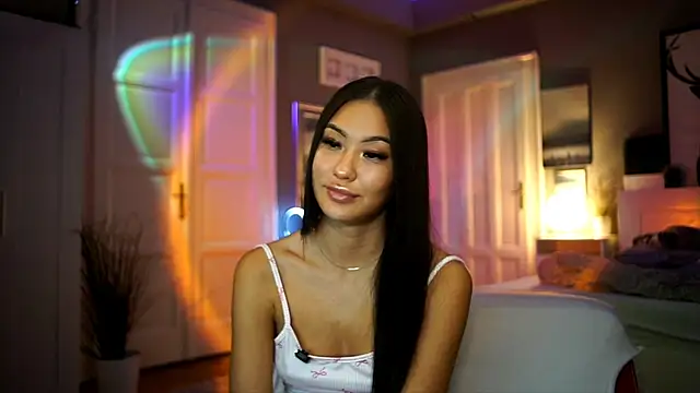 SyrenAsia online show from 10/02/25, 01:29