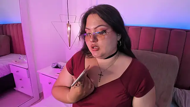 Tessa Sinclaire online show from 04/09/26, 08:14