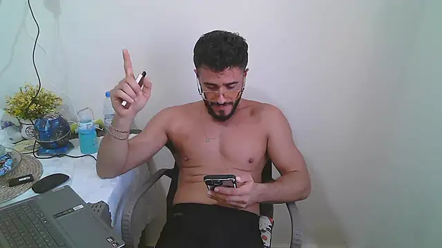 Snapshot of arabiannights66 chatting on 10/03/25, 11:40 arabiannights66 online show from 10/03/25, 11:40