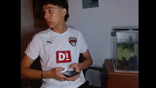 Xtremeplay 18 online show from 10/10/25, 07:57