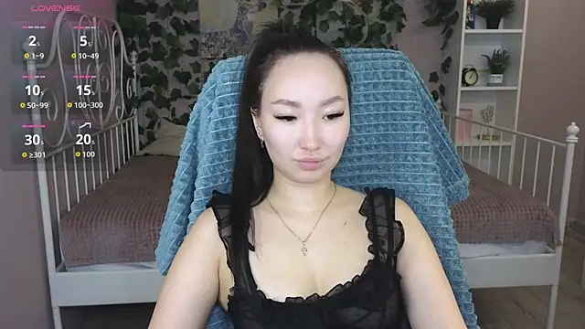 Mary Driden online show from 10/07/25, 03:53