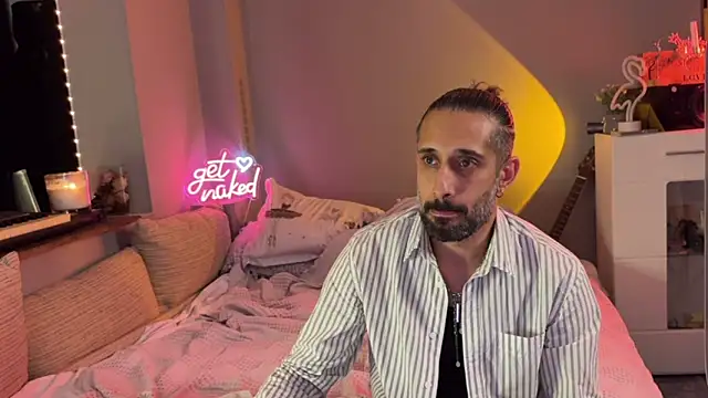 Secret Lovers1 online show from 05/02/26, 07:19