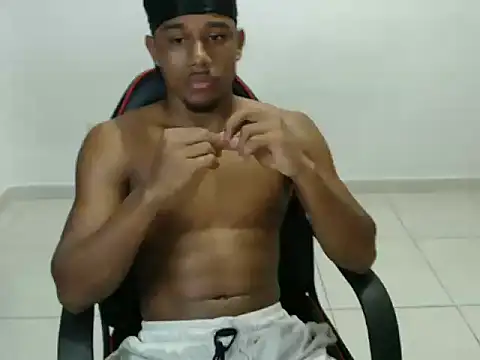 Snapshot of Dante_starhot chatting on 10/11/25, 12:10 Dante starhot online show from 10/11/25, 12:10