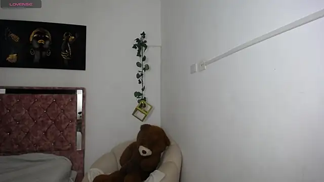 Snapshot of amaranta_rouse chatting on 09/25/25, 10:08 amaranta rouse online show from 09/25/25, 10:08
