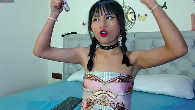 NubesNubladas online show from 12/19/25, 04:08