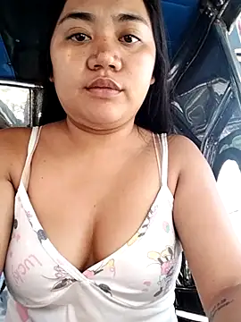 EATALLUCANPUSSYPINAY online show from 04/14/26, 01:33