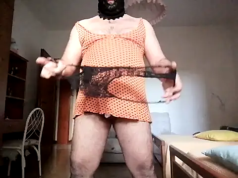 Snapshot of anu30 chatting on 11/14/25, 12:48 anu30 online show from 11/14/25, 12:48