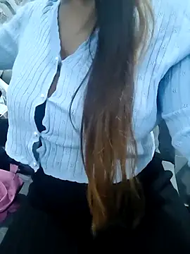 siya00 online show from 11/26/25, 07:37